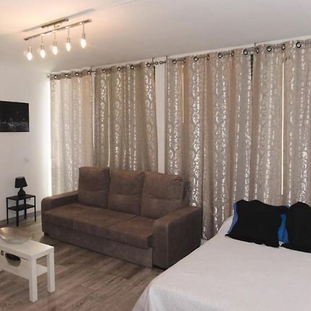 Estudio En Plaza Vara Del Rey Madrid Exteriör bild